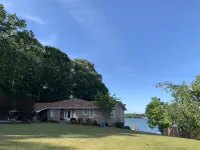 THE Premier Clemson /Seneca Lake Home Hotels near The Dike