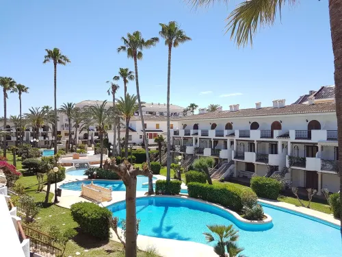 1ªLínie! Right on the beach, sea views, pool, climate, WIFI