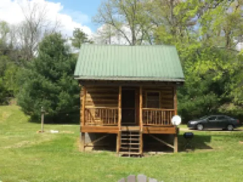 Glory Days Riverfront 1800s log cabin near Gem mines Hotels in Cowee