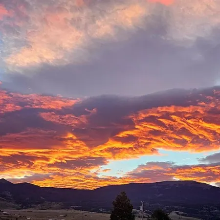 Kokopelli Lodge nestled in the Sangre de Cristo Mtns...Ski/Hike/Fish/Hunt