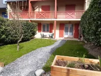 T3 ground floor private garden 2minLUZ Hotel a Saligos