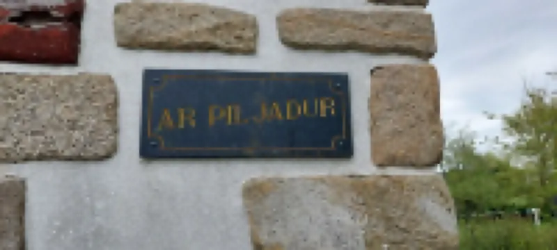 Location Maison de Vacances 4 Personnes Jardin Privatif- AR PIL Jadur Hotels in Plouhinec