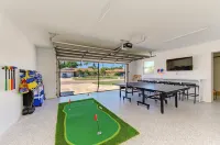 {On IMG Golf Course! WAFFLE BAR/Pool/GameRoom/Beach Gear++