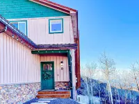 Modern Cozy Home at Powderhorn Mountain Resort with AMENITIES Hotels near Skyway Ski Trailhead
