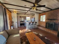 Dogwood Flats - A cozy guest house in the oak trees! - Wifi