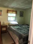 1 Bedroom Updated camp on Secluded Holland Pond