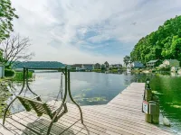 Waterfront Hot Tub On The Bay Hoteles en Irondequoit