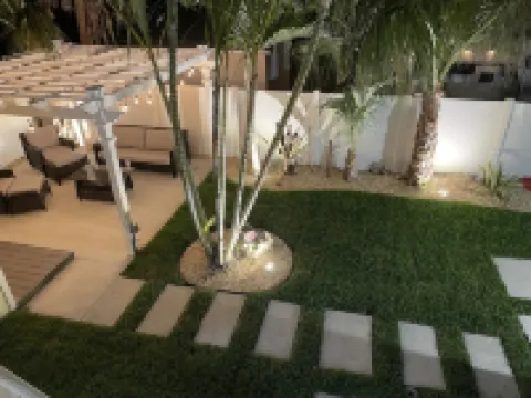 Lovely 1 bedroom with partial water view