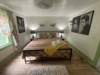 Breathtaking views amid a “PEACE” of heaven! - Homestays