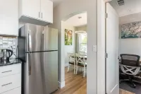 1 Bedroom Home with Home Office