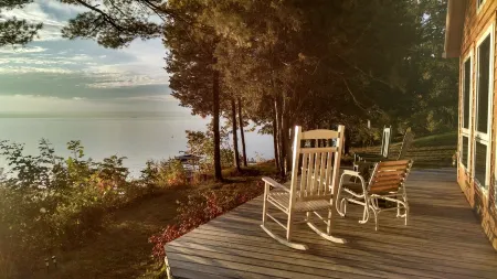 Serenity Aloft House - Seneca Lake House with Private Beach