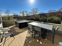 Seven Springs 3BR Condo w/Loft in Woodridge - Fully Updated w/Private Hot Tub