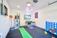 Beach Vibes - AC, Game Room, Arcade, Firepit & Dog Friendly