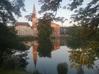 Modern city apartment with balcony and private parking space in a quiet location