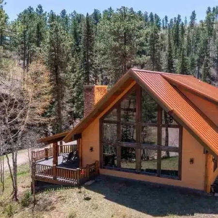 Deadwood Private Luxury Cabin with Gold Mine and Creek