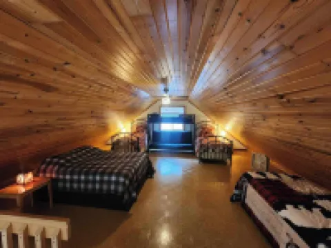 Beautiful Private Tainter Lake Retreat in Western WI. Sleeps 10 Hotels in Dunn County
