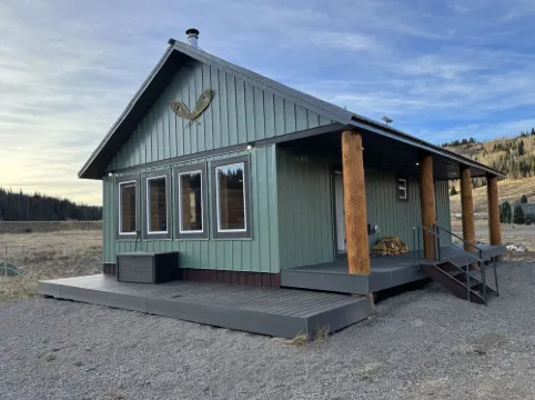 Stay Where You Play! Cumbres Cabins Four Season Rental. 科內霍斯縣酒店