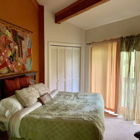 ~Peace and Tranquility in rain-forested Volcano on luxurious property ~