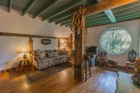 Fairytale cottage in Chickamauga, GA