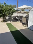 COZY HOME WITH SPARKLING POOL AND PET  FRIENDLY