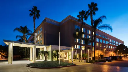 DoubleTree by Hilton San Diego Del Mar
