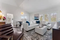 New Park District! Across From Watercolor Beach Club 1 BR & Loft,  1.5 BA