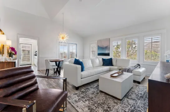 New Park District! Across From Watercolor Beach Club 1 BR & Loft,  1.5 BA