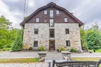 Experience Premier Fishing and Historic Charm