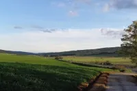 Spacious apartment strategically located for visiting Siena and province Hotels in Sovicille