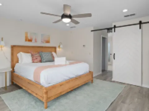 Water Front/ Free Heated Salt Water Pool/Game Room/Amenities Galore Hotels in Hernando Beach