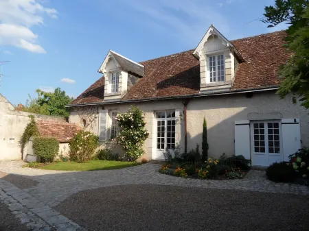 Character cottage rental in the Valley of the Loire castles