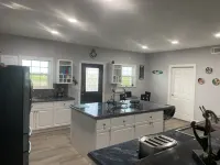Captains Quarter/ canal front, private pool, dock for two boats.