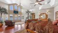 Giant Lakefront Home with spectacular views of main channel - Lake of the Ozarks Hotels in 