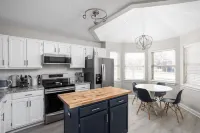 Lego Ranch at GrandPark 3 BR 2 BT pets wlcme Hotels in Westfield