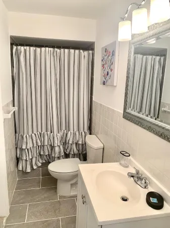 SPECIAL RATES Merritt Island, Port Canaveral, USSSA - Private One bedroom Suite