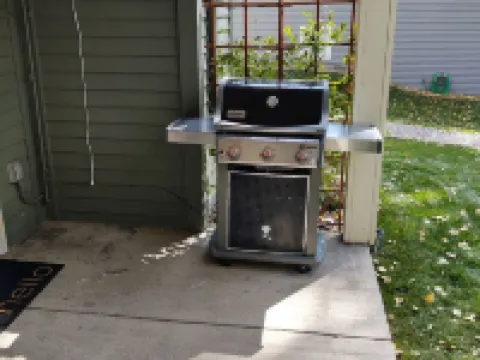 Modern Ground Level Riverfront Condo -  World Class Skiing - Private Fly Fishing Hotels in Edwards