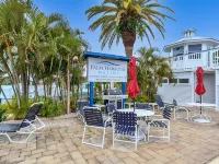 Manatee Harbor: Marina, Heated Pool-Spa, Island Ferry with Private Beach Access! Hotels in Placida