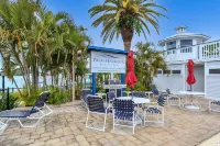 Manatee Harbor: Marina, Heated Pool-Spa, Island Ferry with Private Beach Access!