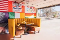 Desert Oasis with Star Gazing/Fire Pit/Games/Spa and Pool/BBQ