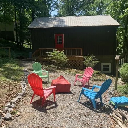 Lake Front Cottage with private sandy beach