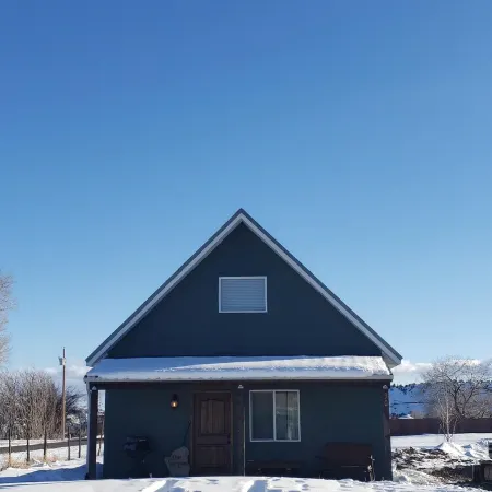 Sleeps 5 - Modern Country Cabin - Minutes from Bryce Canyon