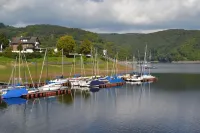 Our holiday home in the idyllic Rurtal at the national park, no through traffic Hotels in Simmerath