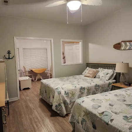 Golf, Beach, Dining, Shopping this Condo Has It All