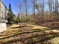 Camp Creaky Birch, cozy 2-bedroom cabin with privacy, firepit and deck.