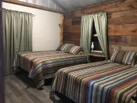NEW! CJ's Crooked Hideaway-Secluded Cabin Near the White River Hotels in Marion County