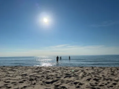 Spacious Condo, Family Friendly, Walk to Private Beach Hotels in Lake Michigan Beach