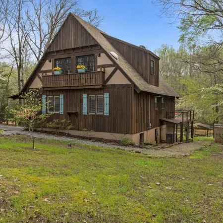 Lake Home on Lake Gaston!!