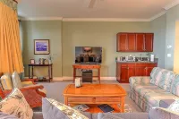 Bay views & sunsets in the Grand Sandestin! Baytowne Wharf Village