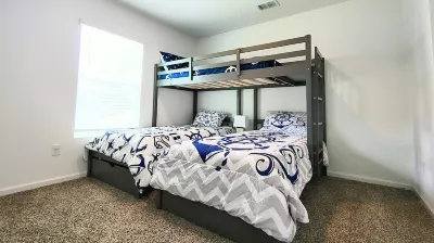 Casa D’ Luna Charming and modern 4-bedroom house with AC and WiFi in Palm Coast