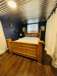 Beautiful 2BR+Loft Cottage with amazing views!